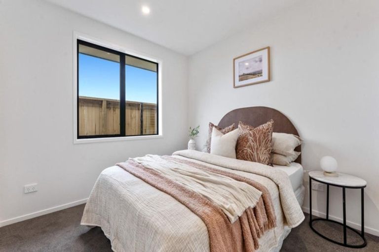 Photo of property in 12a Racecourse Road, Waiuku, 2123