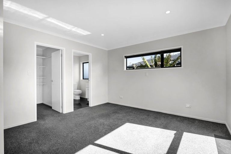 Photo of property in 16 Keene Drive, Bell Block, New Plymouth, 4312