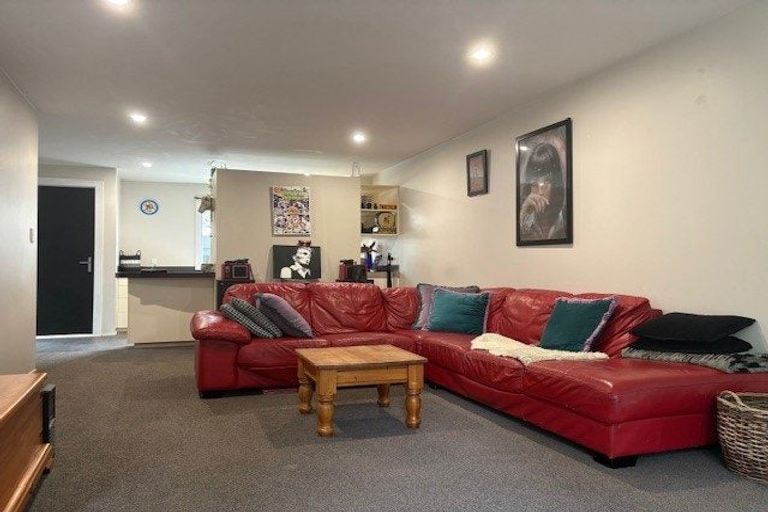 Photo of property in 17 Whiteleigh Avenue, Addington, Christchurch, 8024