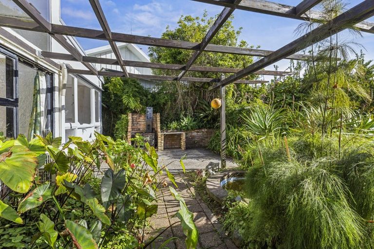 Photo of property in 7 Nihinihi Avenue, Raglan, 3225