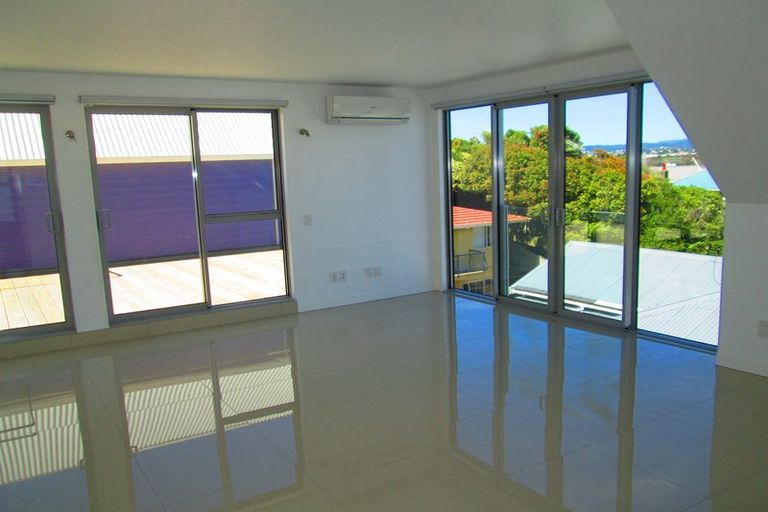 Photo of property in 8 Bourke Street, Kilbirnie, Wellington, 6022