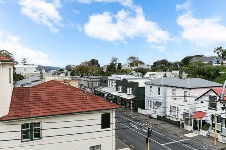 Photo of property in Windsor Court, 340u3 Tinakori Road, Thorndon, Wellington, 6011