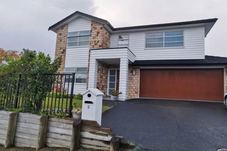 Photo of property in 5 Laurel Oak Drive, Schnapper Rock, Auckland, 0632