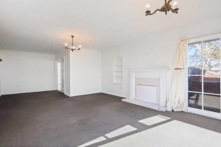 Photo of property in 170 Waimairi Road, Ilam, Christchurch, 8041