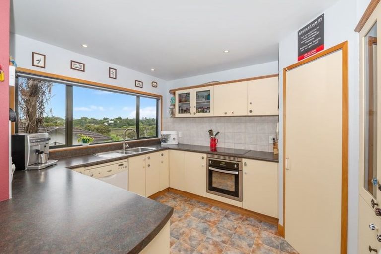Photo of property in 157b Colwill Road, Massey, Auckland, 0614