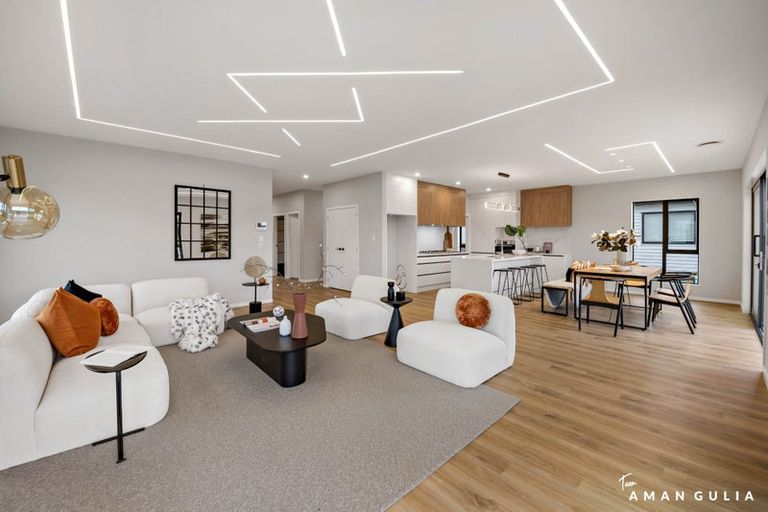 Photo of property in 15 Katote Avenue, Swanson, Auckland, 0614