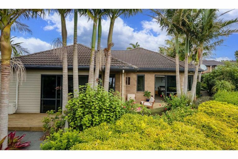 Photo of property in 38 Aranga Road, Kerikeri, 0230