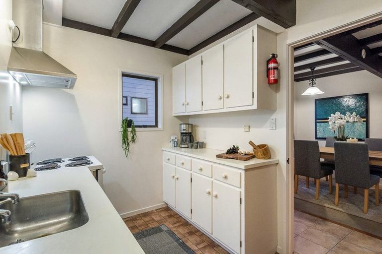 Photo of property in 2/87 Manuka Road, Bayview, Auckland, 0629