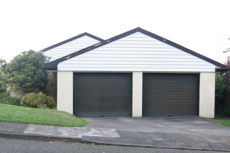 Photo of property in 41 Cambrian Street, Churton Park, Wellington, 6037