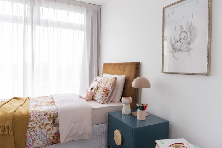 Photo of property in 25 Nugget Avenue, Hobsonville, Auckland, 0616