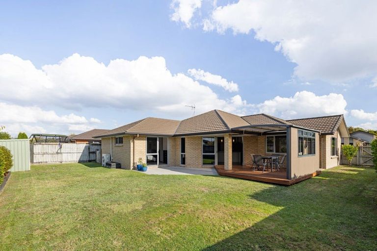 Photo of property in 26 Whitney Place, Rototuna North, Hamilton, 3210