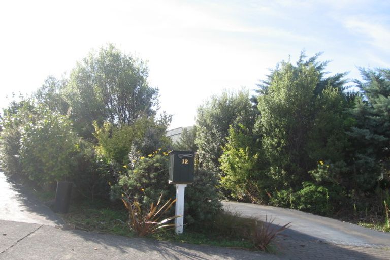 Photo of property in 12 Molyneux Close, Whitby, Porirua, 5024