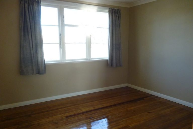 Photo of property in 64 Avenue Road, Foxton, 4814