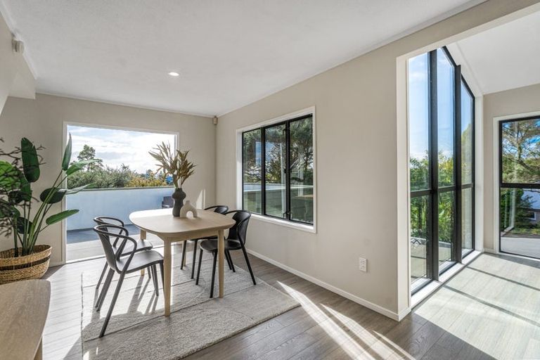 Photo of property in 3 Tranquil Glade, Hillcrest, Auckland, 0627