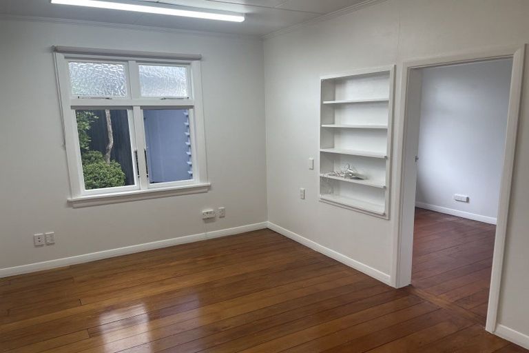 Photo of property in 25 Tahunanui Drive, Tahunanui, Nelson, 7011