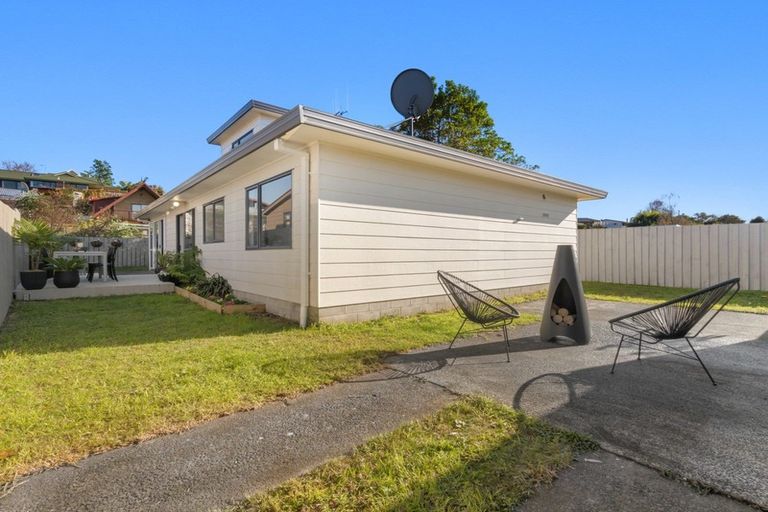 Photo of property in 5b James Cook Drive, Welcome Bay, Tauranga, 3112