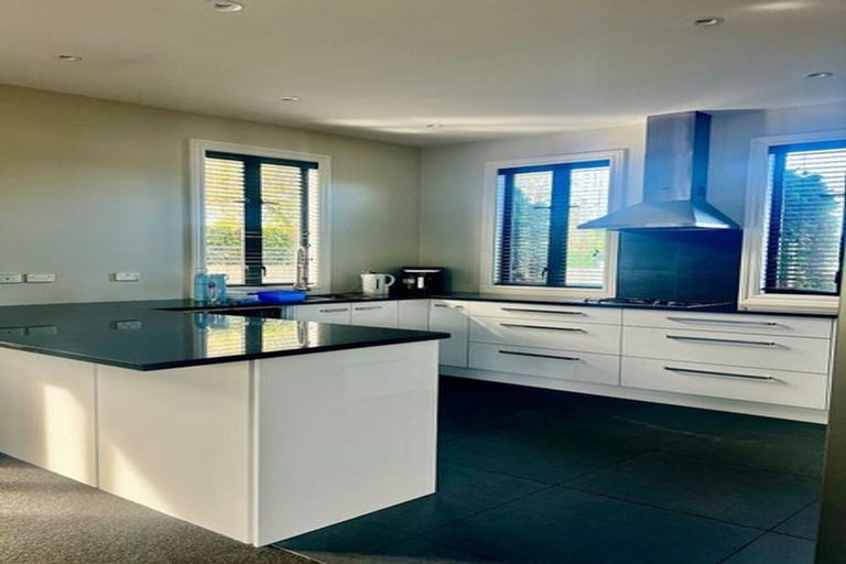 Photo of property in 39 Idris Road, Fendalton, Christchurch, 8052
