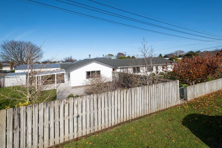 Photo of property in 55 Grey Street, Normanby, Hawera, 4614