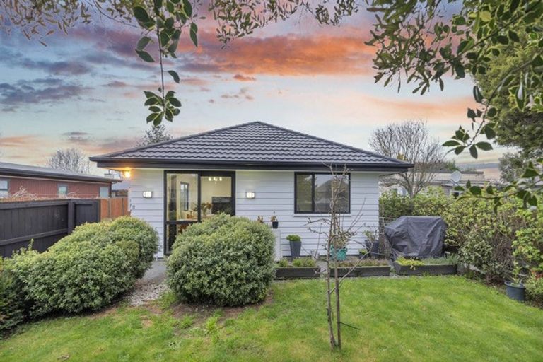 Photo of property in 72 Bower Avenue, New Brighton, Christchurch, 8083
