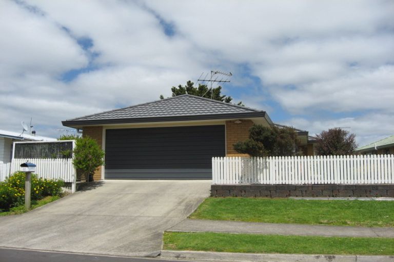Photo of property in 32 Ridgeway Road, Pukekohe, 2120