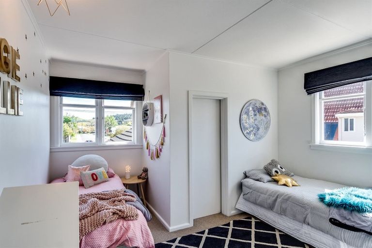 Photo of property in 41 Avondale Road, Taradale, Napier, 4112