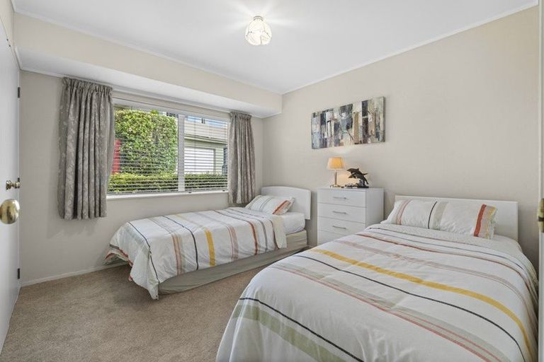 Photo of property in 11 Vista Motu, Red Beach, 0932