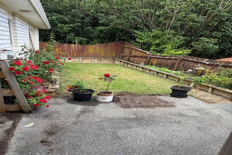 Photo of property in 1/36 De Havilland Drive, Goodwood Heights, Auckland, 2105
