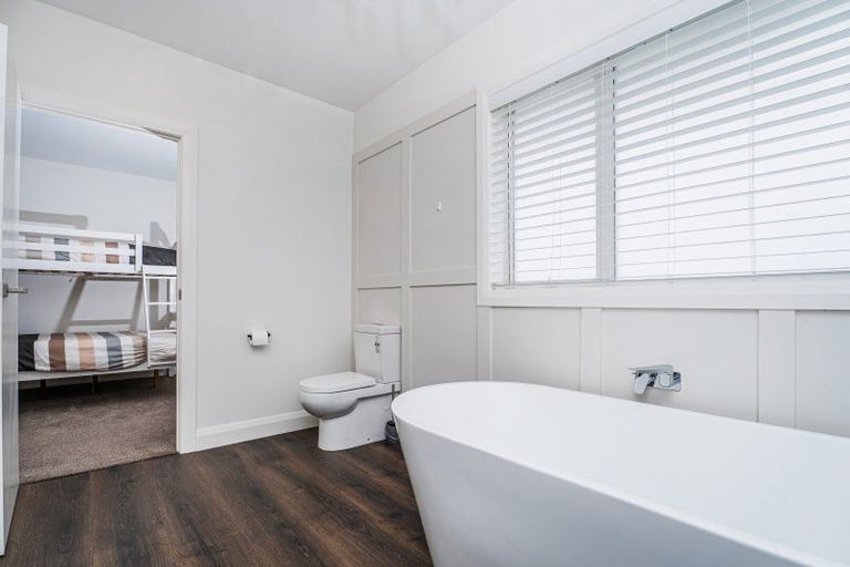 Photo of property in 5 Lady Jocelyn Place, Whitianga, 3510