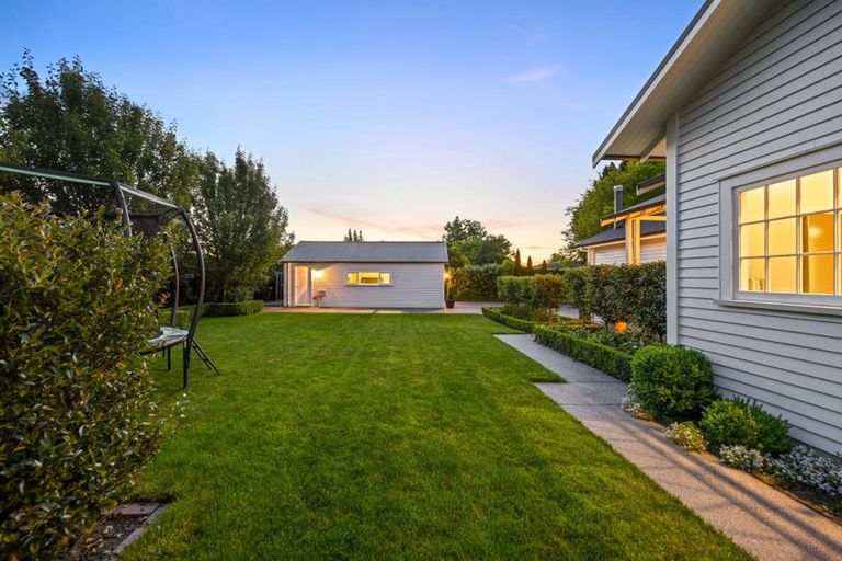 Photo of property in 16 Endeavour Avenue, Flagstaff, Hamilton, 3210