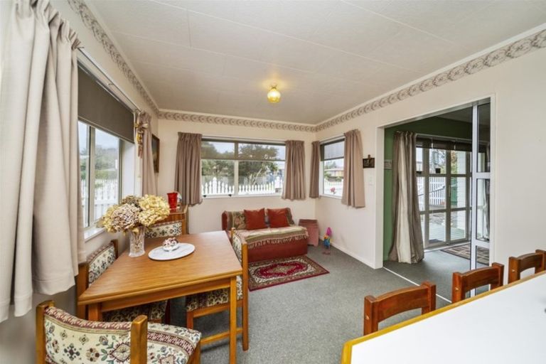 Photo of property in 57 Murray Avenue, Hawera, 4610
