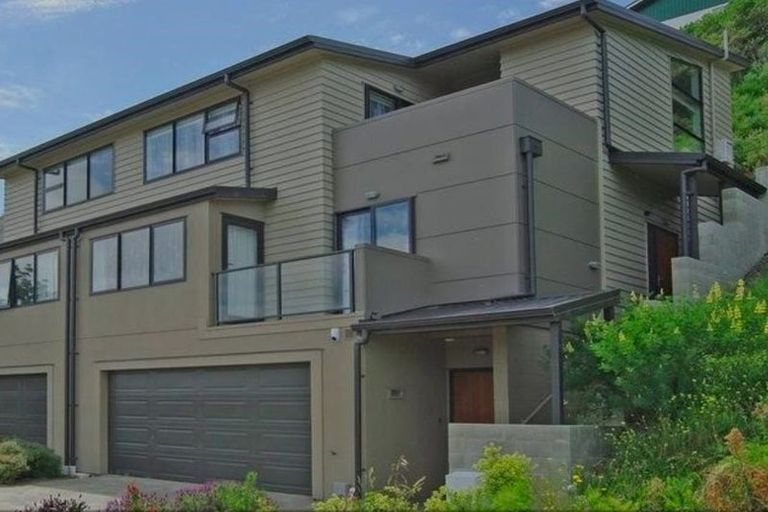 Photo of property in 32 Ira Street, Miramar, Wellington, 6022