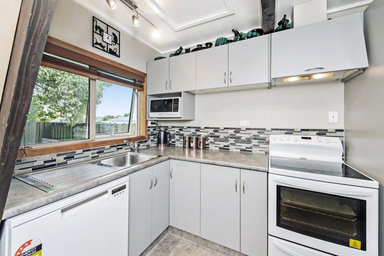 Photo of property in 12 Brookside Road, Rolleston, 7614