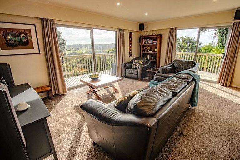 Photo of property in 10 Goffe Drive, Haruru, 0204