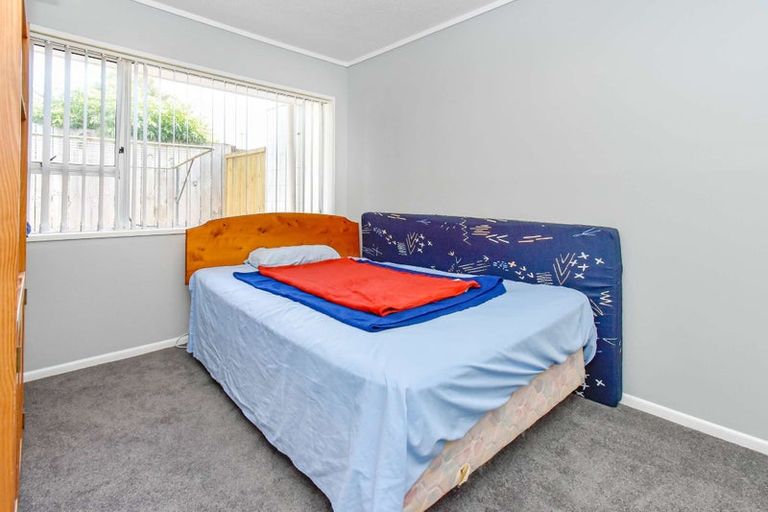 Photo of property in 1/49a Landon Avenue, Mangere East, Auckland, 2024