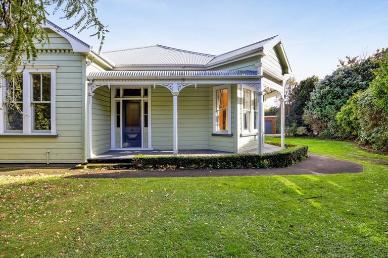Photo of property in 197 Waihi Road, Hawera, 4610