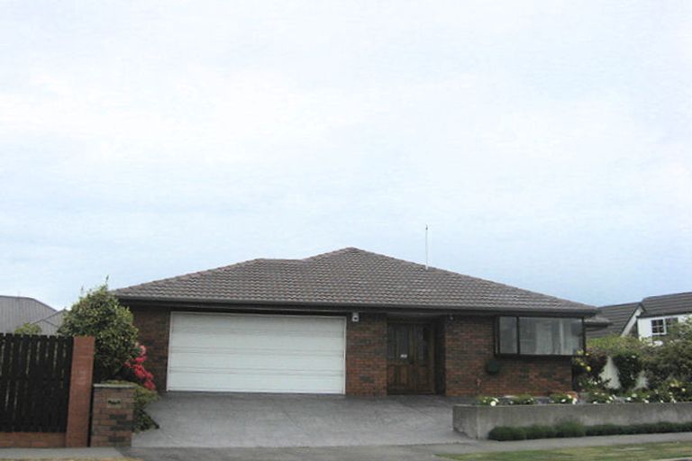Photo of property in 19 Saint Pauls Place, Burwood, Christchurch, 8083
