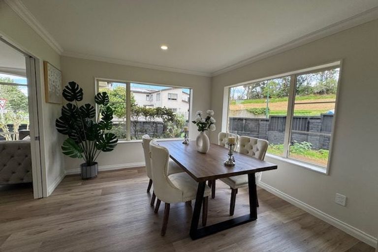 Photo of property in 34 Franshell Crescent, East Tamaki, Auckland, 2013