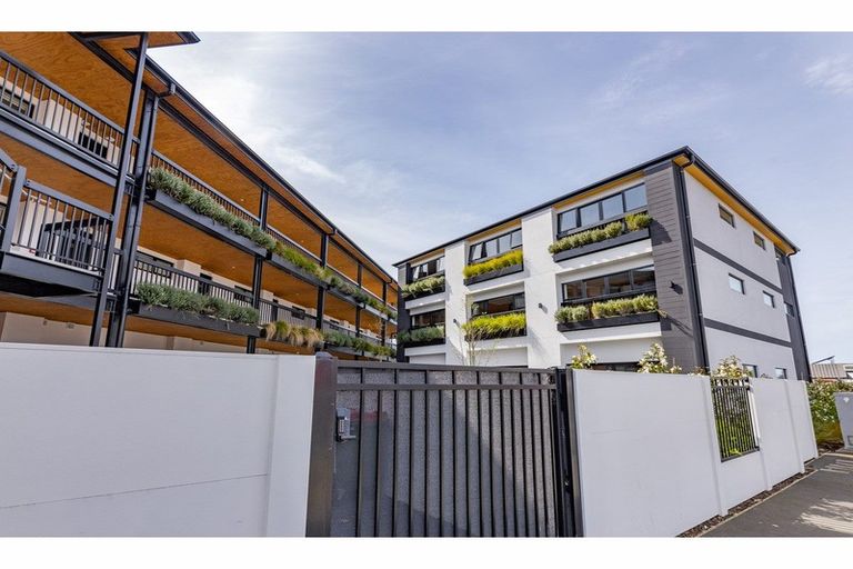 Photo of property in 102/422 Hagley Avenue, Christchurch Central, Christchurch, 8011