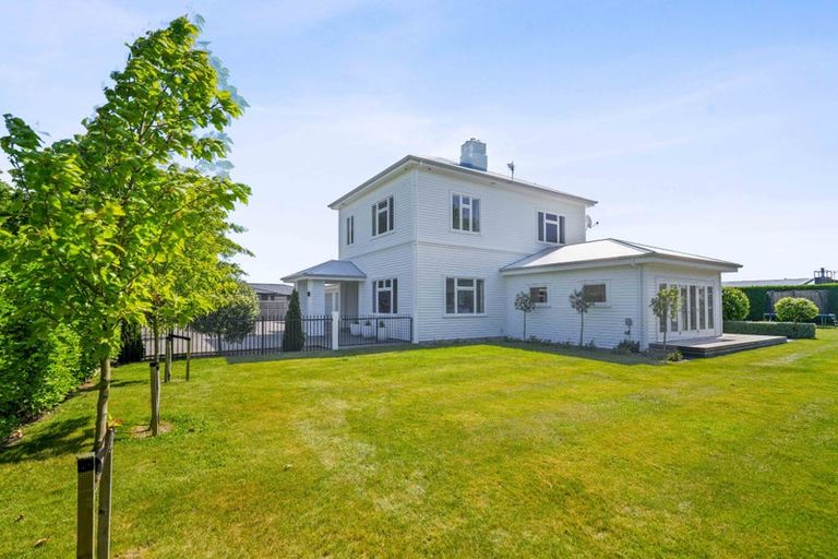 Photo of property in 27 Cairnbrae Drive, Prebbleton, 7604