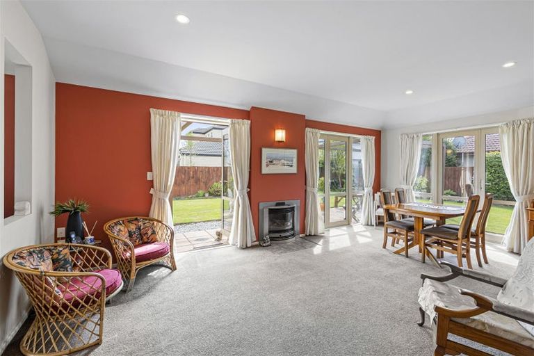 Photo of property in 5 Richard Seddon Drive, Northwood, Christchurch, 8051