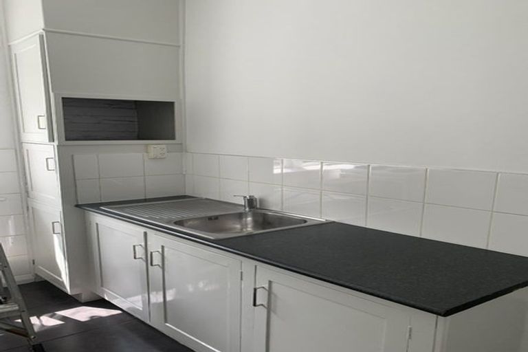 Photo of property in 9 Bell Street, Marton, 4710
