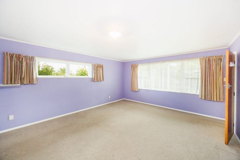 Photo of property in 18 Antrim Place, Hokowhitu, Palmerston North, 4410