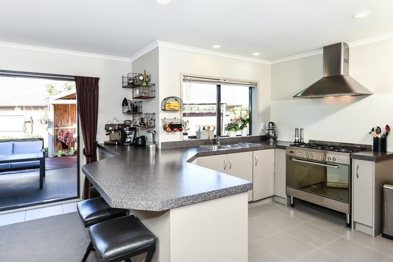 Photo of property in 56 Farringdon Avenue, Rototuna North, Hamilton, 3210