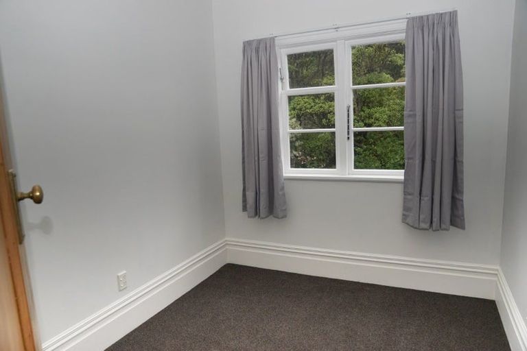 Photo of property in 64 Wright Street, Mount Cook, Wellington, 6021