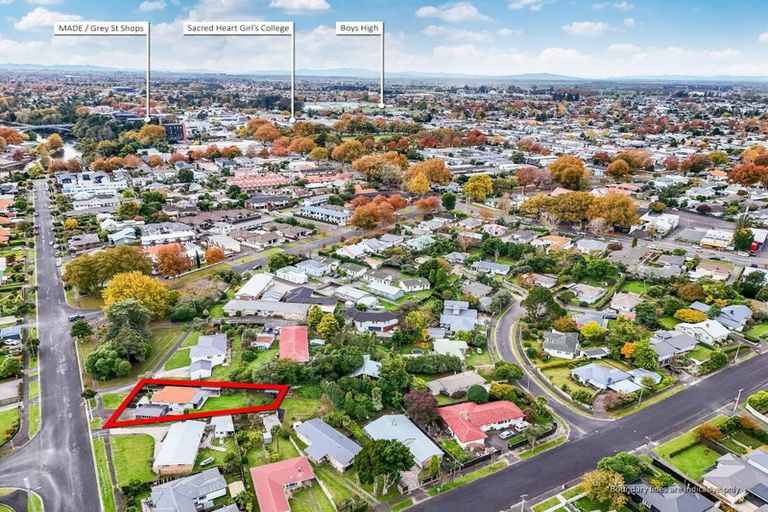 Photo of property in 2 Albert Street, Hamilton East, Hamilton, 3216