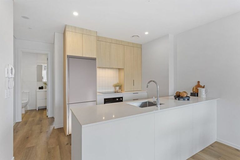 Photo of property in 101/6 Rauroa Lane, Hobsonville, Auckland, 0616