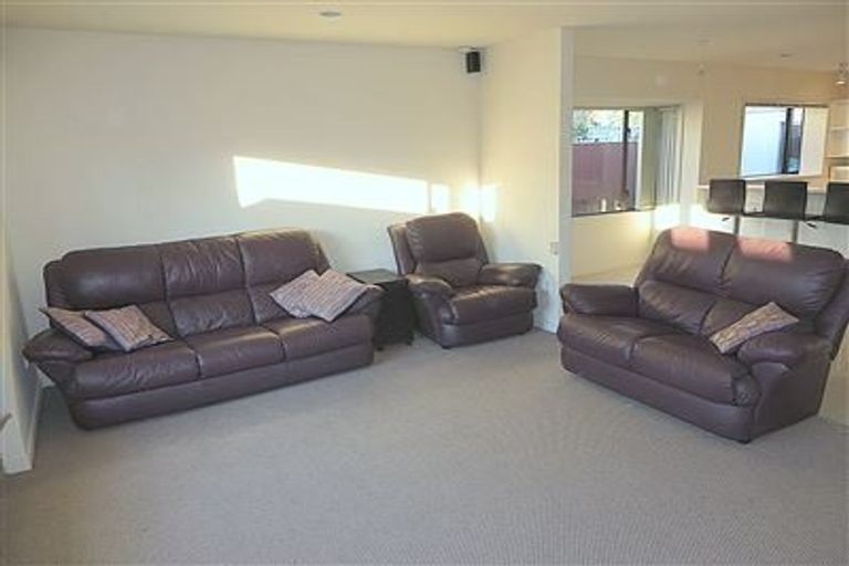 Photo of property in 3/32 Picton Avenue, Riccarton, Christchurch, 8011