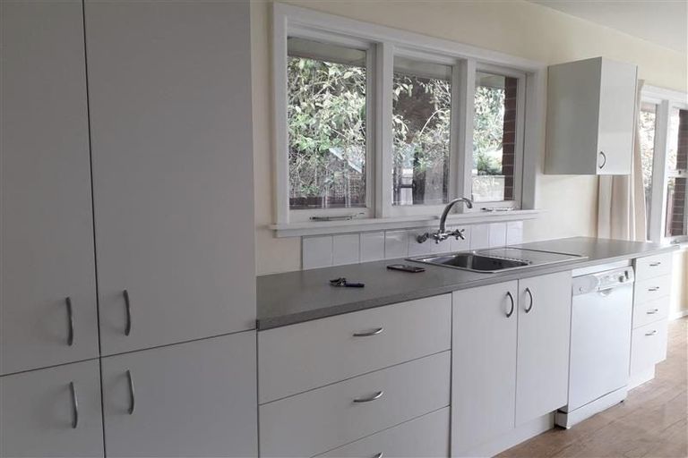 Photo of property in 14 Opal Place, Casebrook, Christchurch, 8051