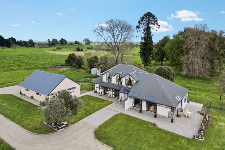 Photo of property in 18 Masters Road, Eureka, Hamilton, 3287