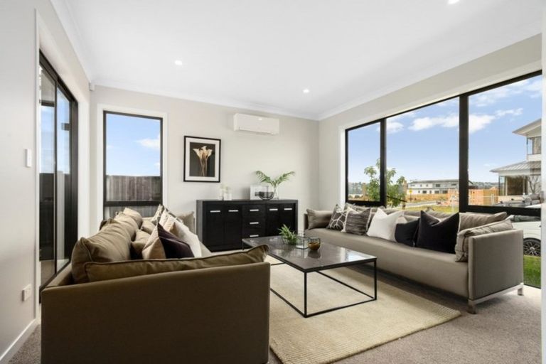 Photo of property in 6 Tai Crescent, Hobsonville, Auckland, 0616